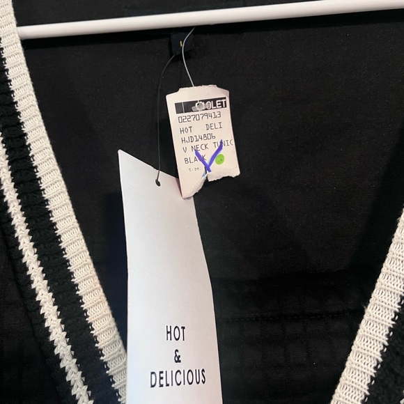 Hot and Delicious Wednesday style dress - Picture 2 of 2